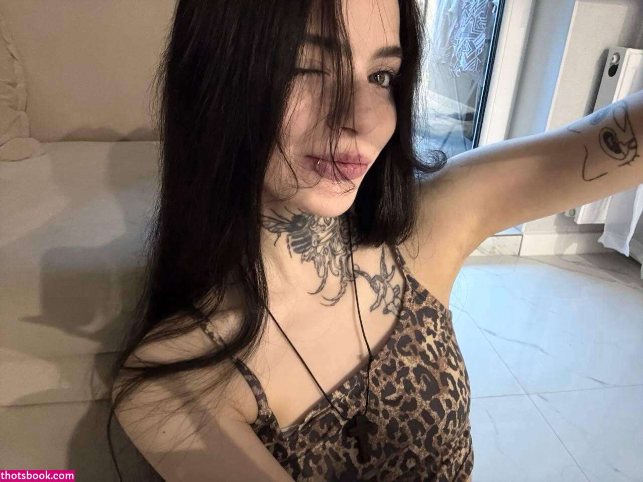 urgothlol1free Photo #3