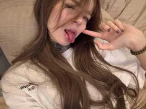 urgothlol1free Photo #6