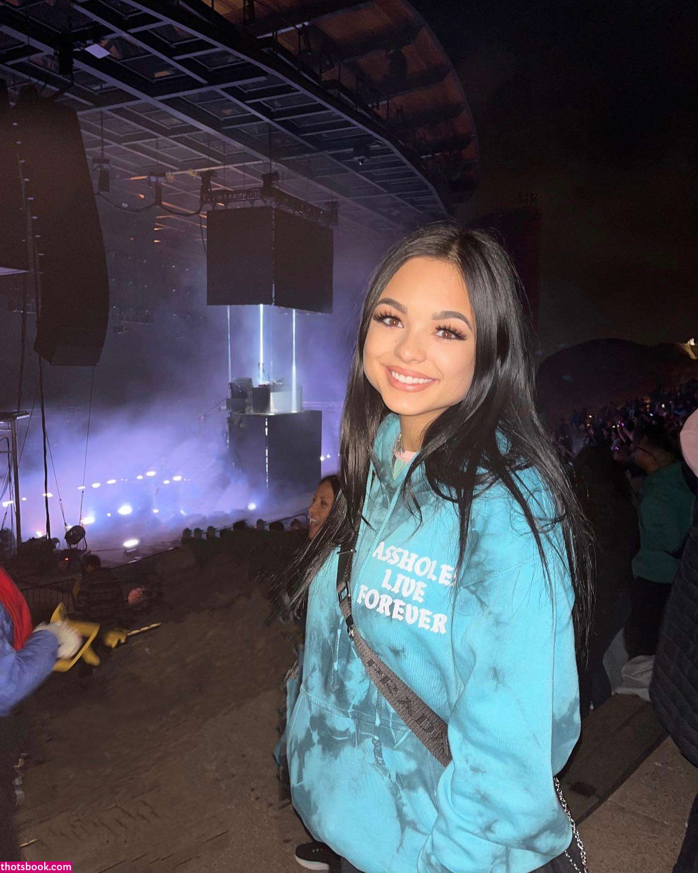 Nayla Norton Photo #25