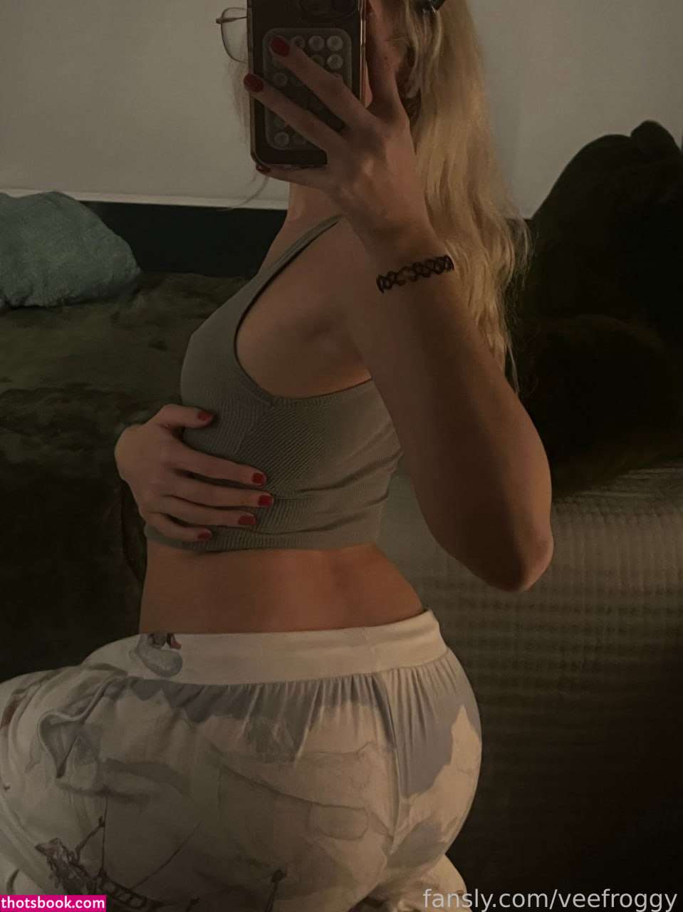 veefroggy Photo #822