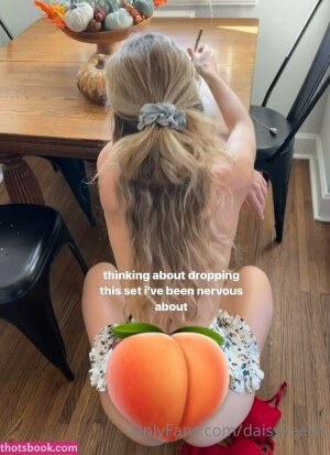 Daisy Keech Post #28