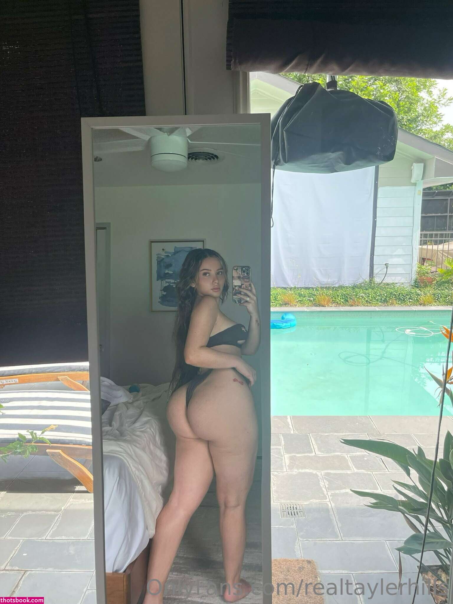 Tayler Hills Photo #57