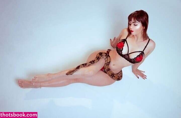 Annie Seixas Photo #27