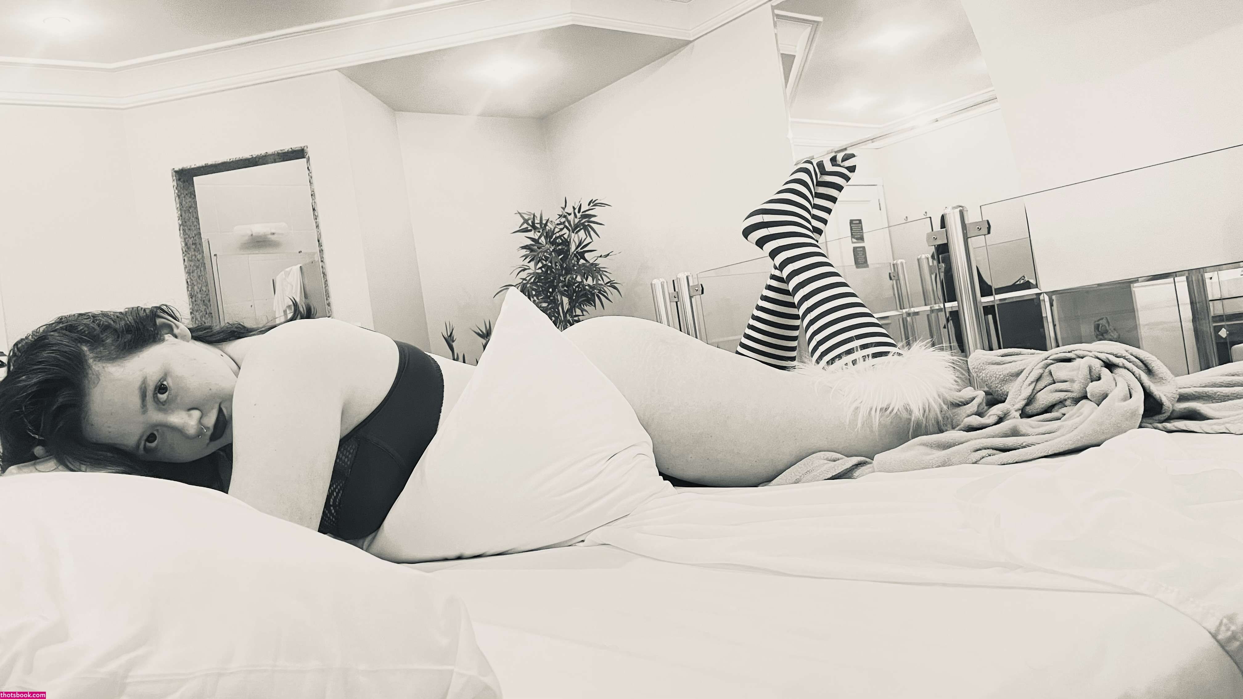 Morgana Aurora Photo #7