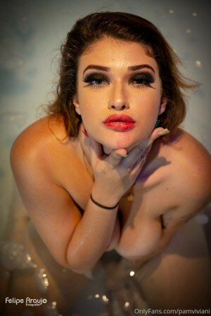 Pam Viviani Photo #7