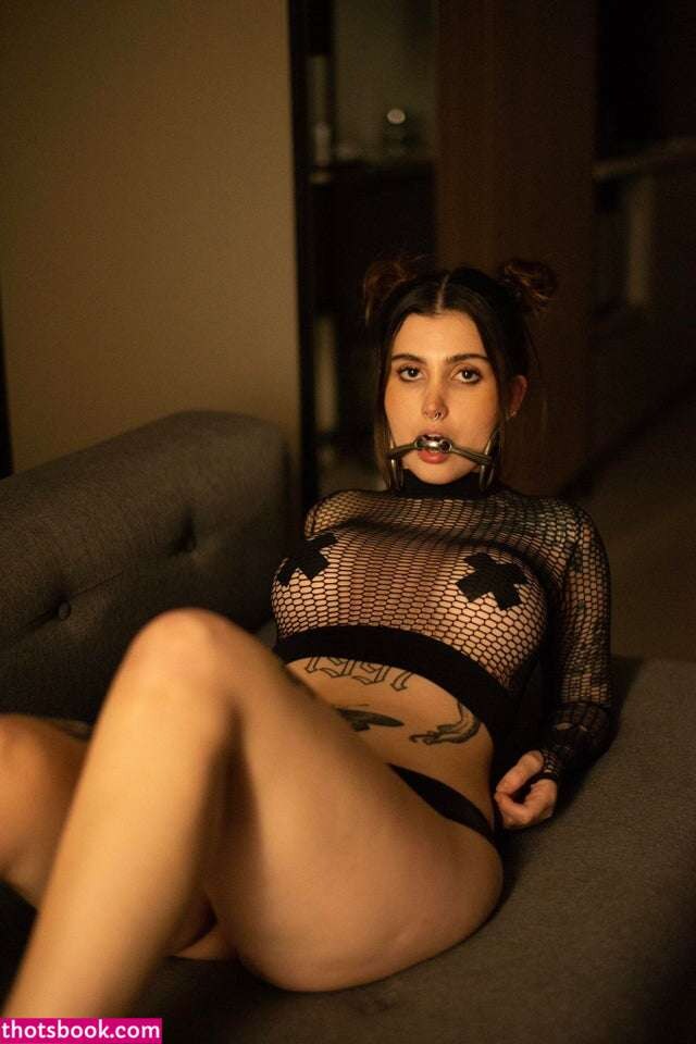 Luluvalotta Photo #31