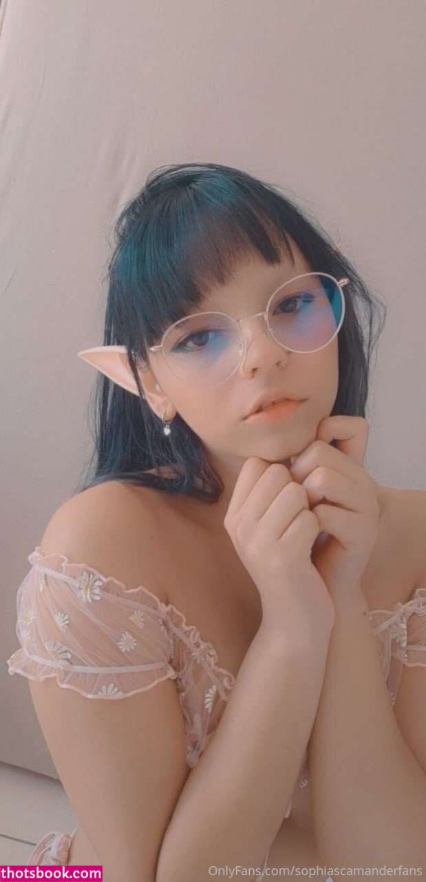 Sophia Scamander Photo #16