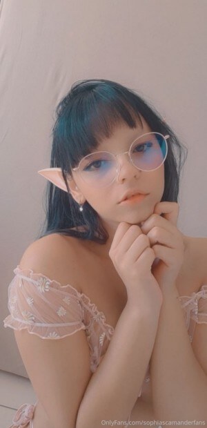 Sophia Scamander Photo #16