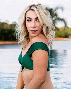 Naty Graciano Photo #3