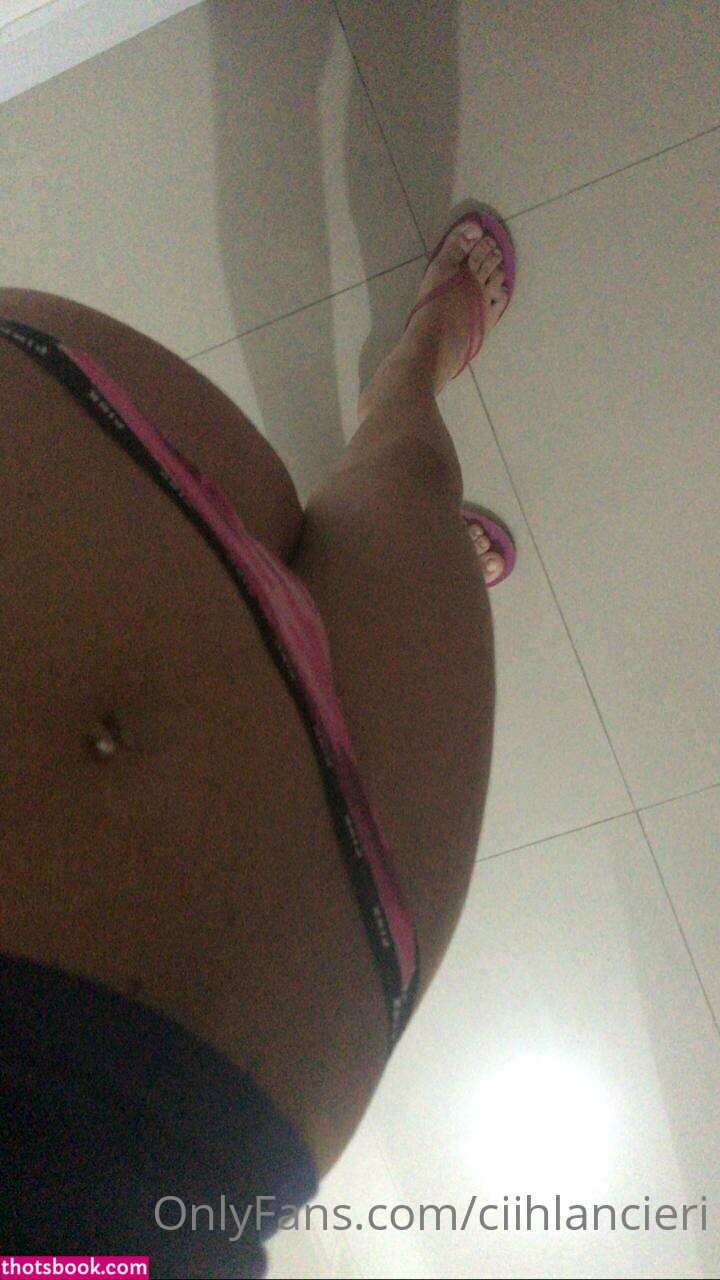 Cinthia Lancieri Photo #30