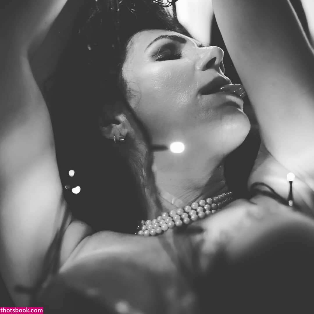 Fabi Laranjeira Photo #7