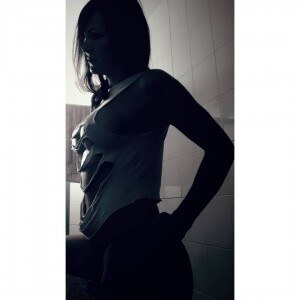 Fabi Laranjeira Photo #49