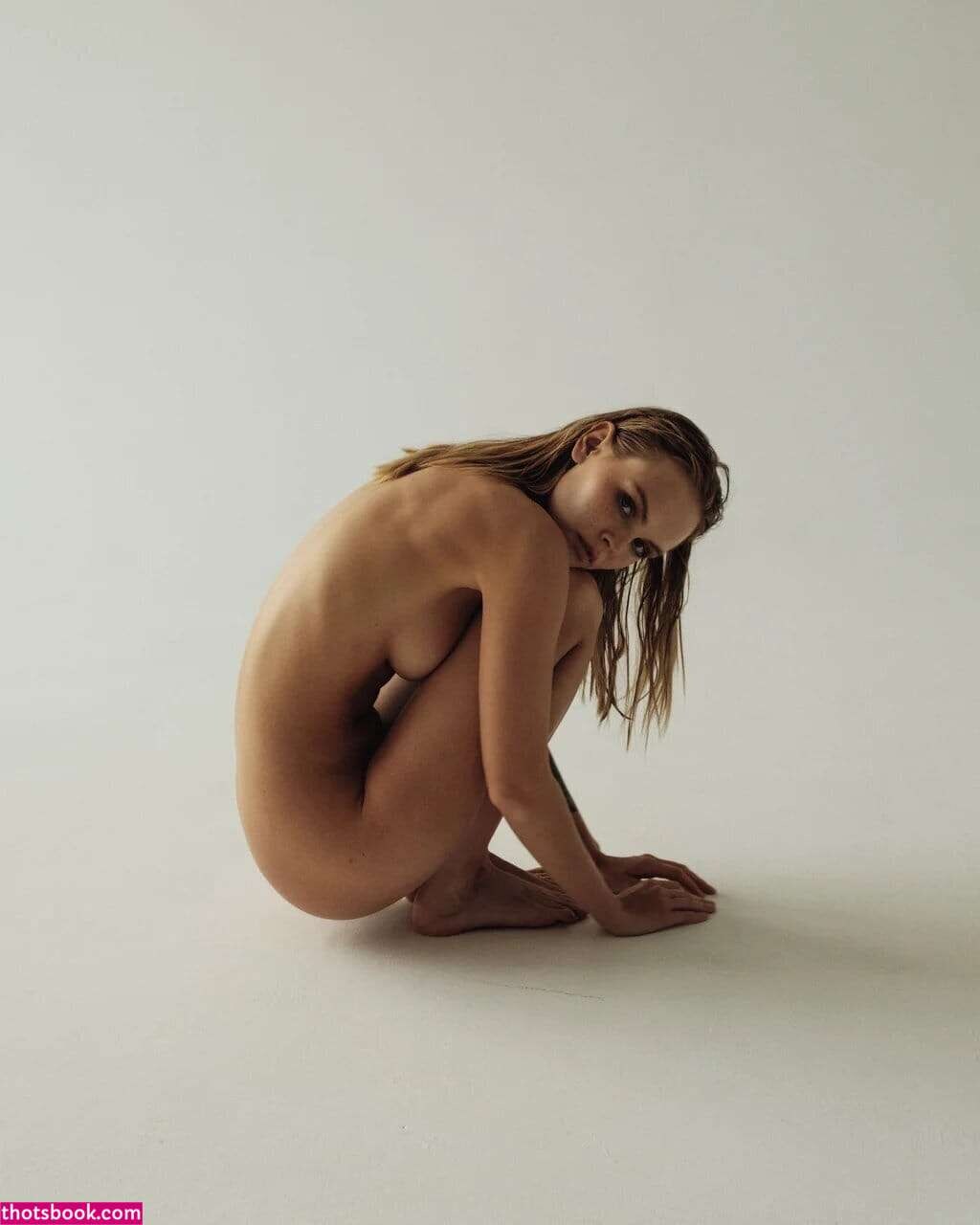 Anastasiya Scheglova Photo #9