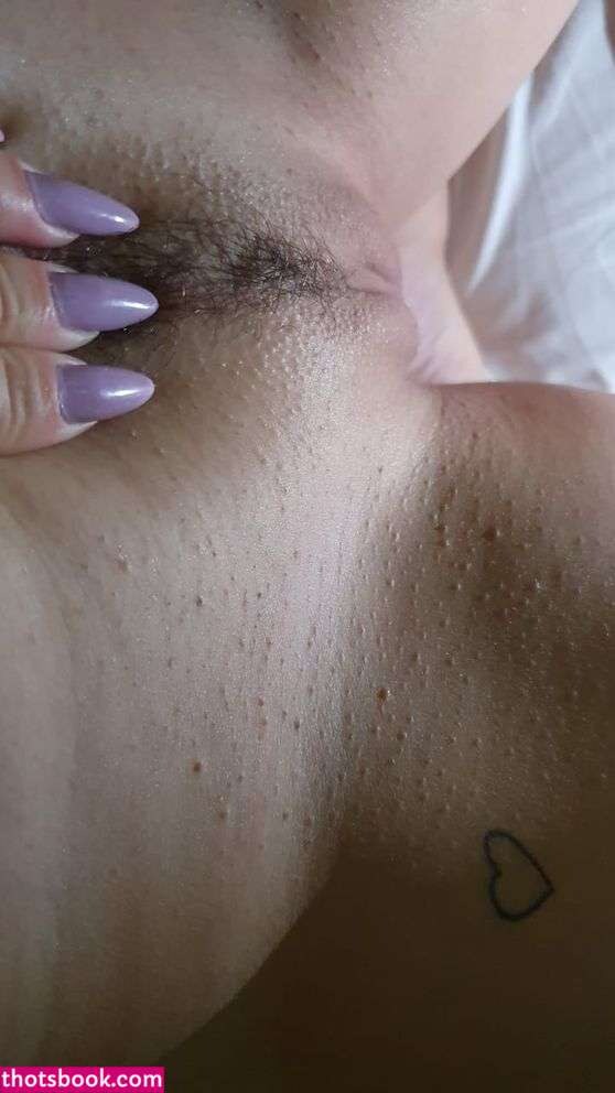 Angeline Sant Photo #5