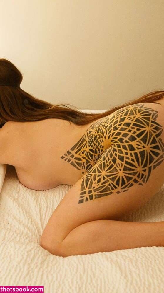 Julia Govea Photo #18