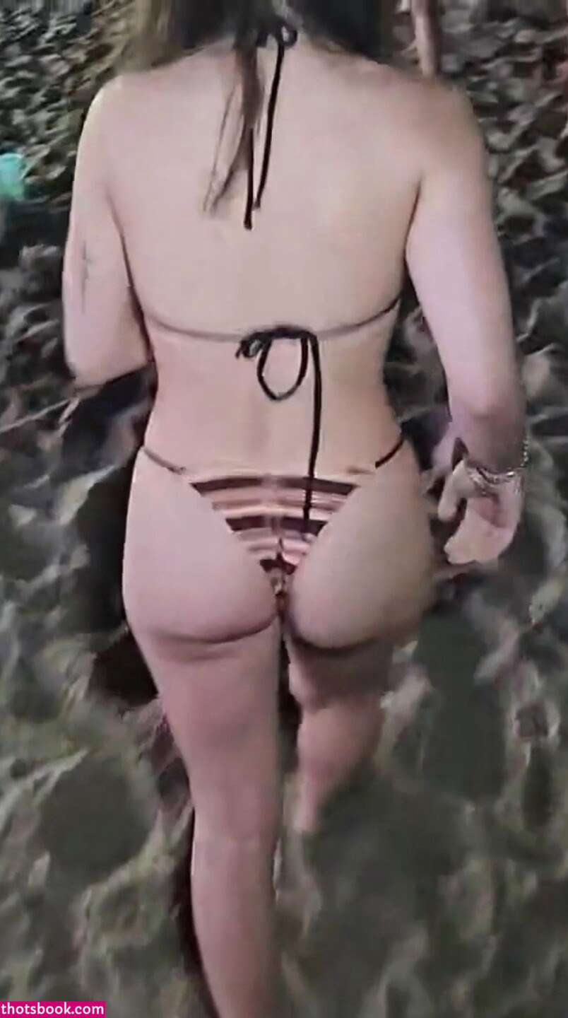 Nadia Amine Photo #4