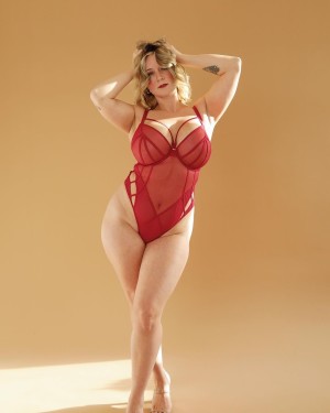 Saterra Lynn Photo #74