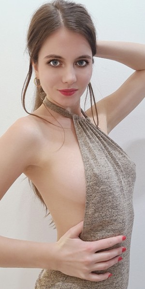Ariadna Majewska Photo #3