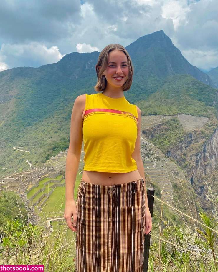 Amelie Manzoli Photo #120