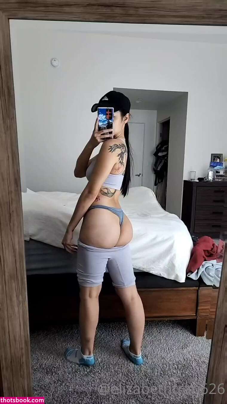 Elizabeth Tran Photo #44