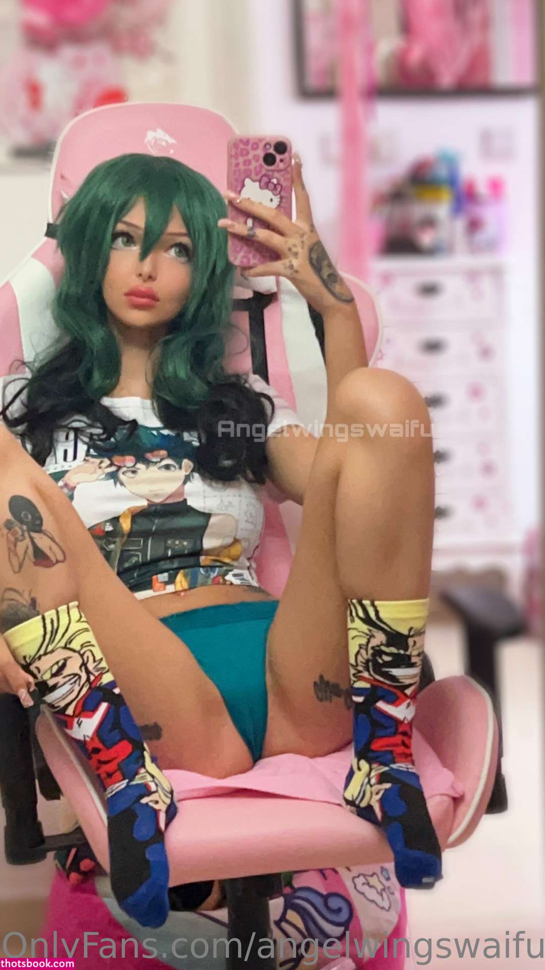 angelwingswaifu Photo #58