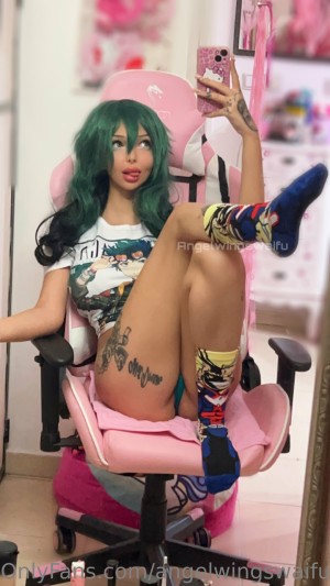 angelwingswaifu Photo #54