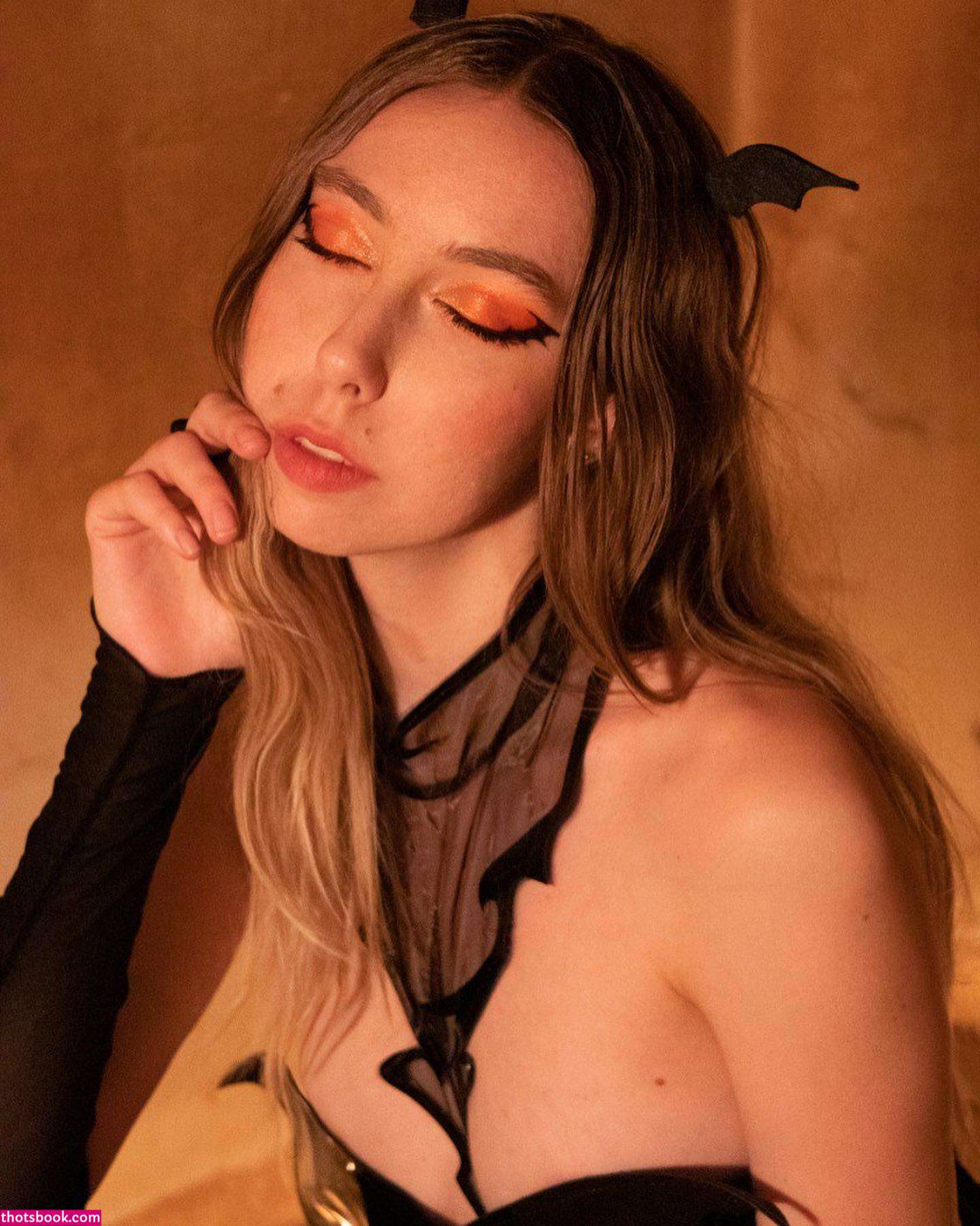 Ella Mooncake Photo #25