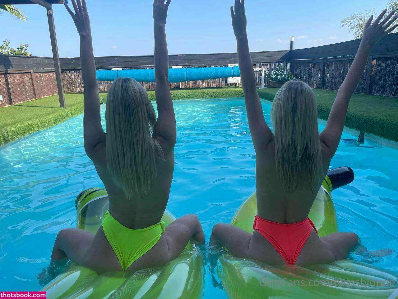 Onlytwinz Photo #121