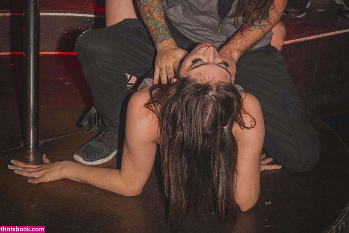 Seilorkitty Photo #16