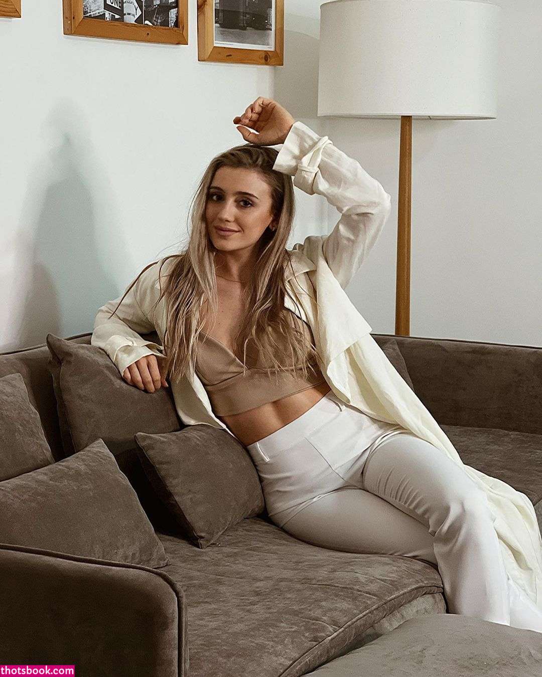 Morena Beltran Photo #62