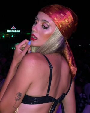 Morena Beltran Photo #21