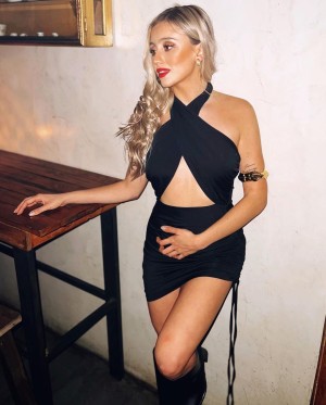 Morena Beltran Photo #64