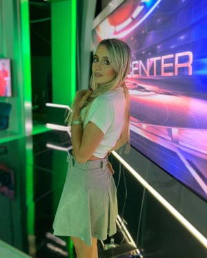 Morena Beltran Photo #101