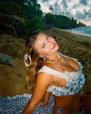 Sofia Jamora Photo #43