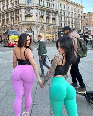 Louisa Khovanski Photo #253