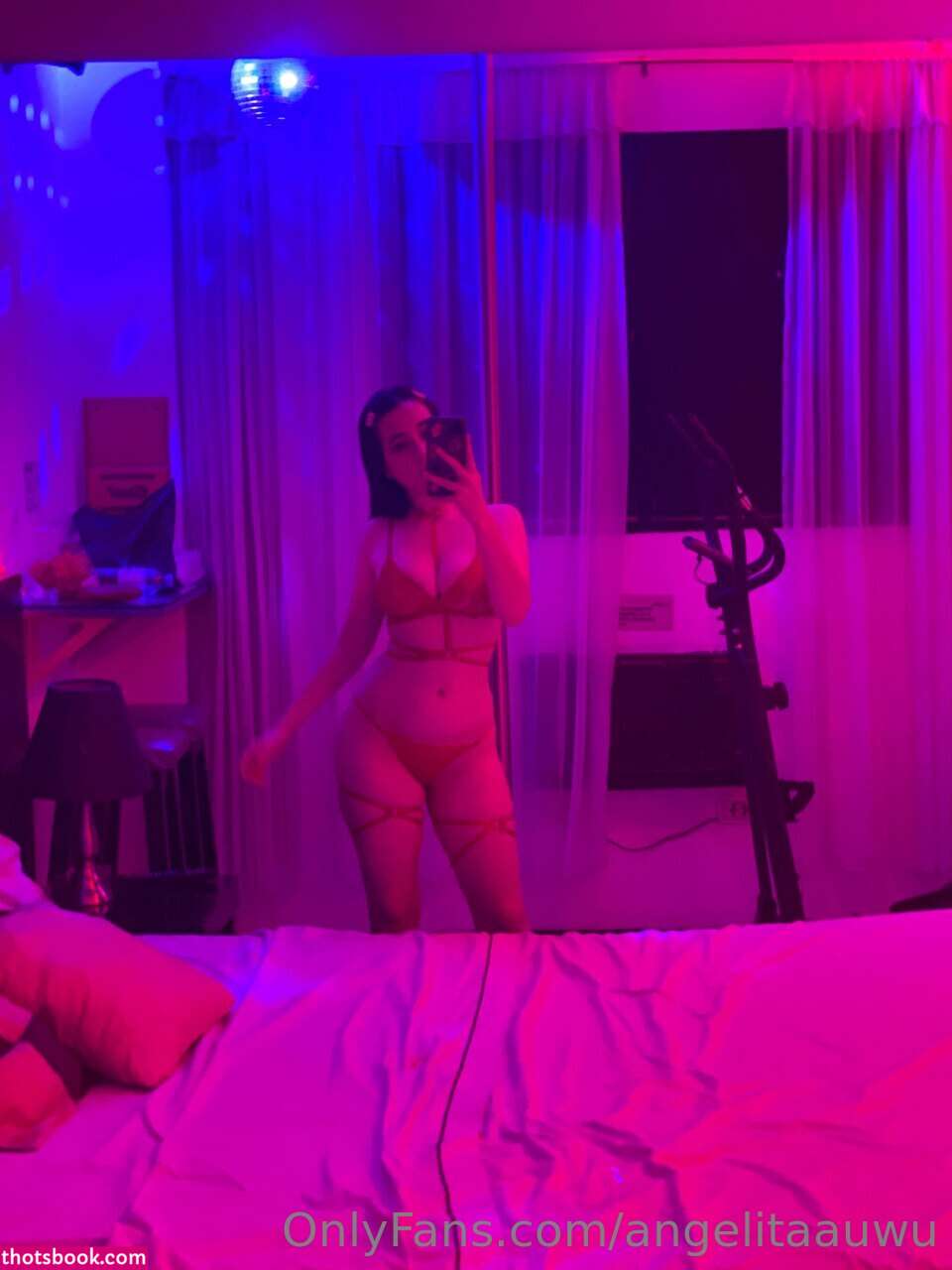 Angelitaauwu Photo #6