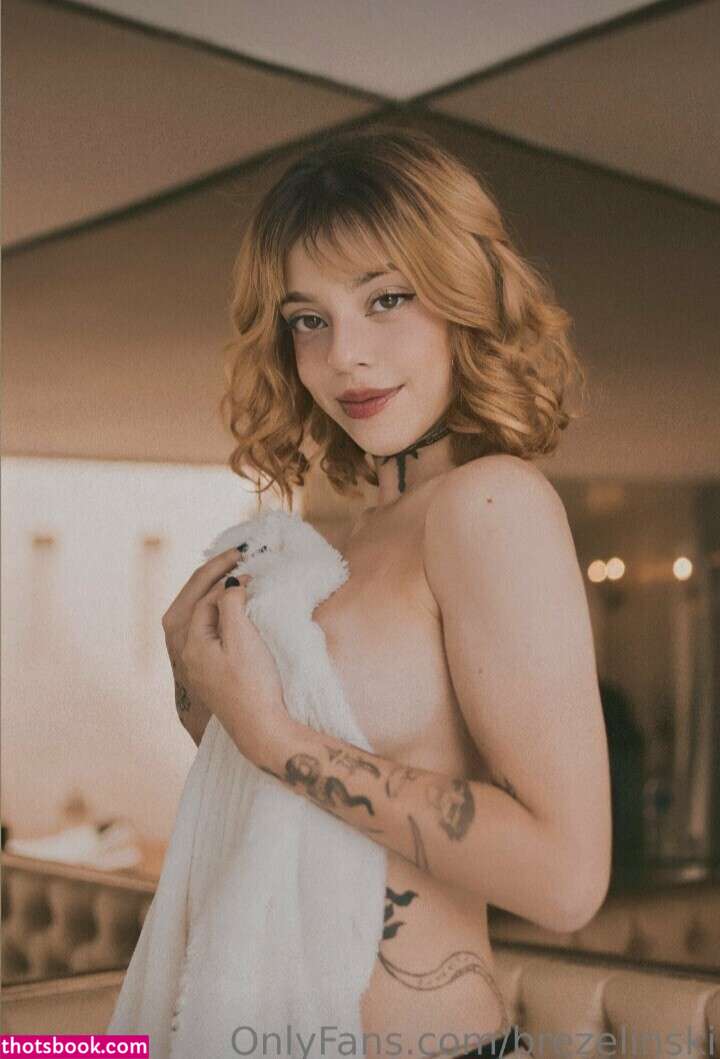 Brenda Zelinski Photo #32