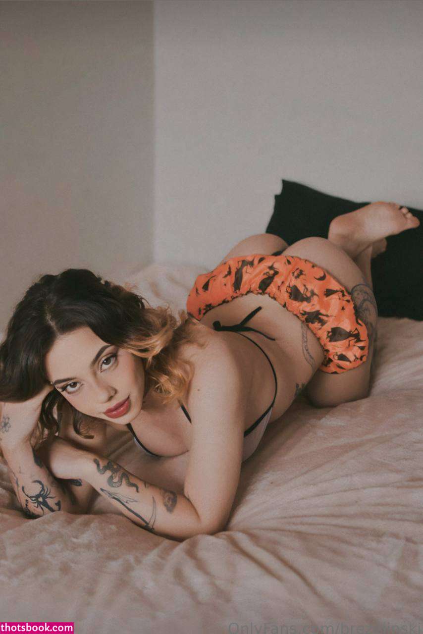 Brenda Zelinski Photo #62