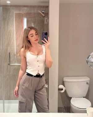 Melina Goransson Photo #102