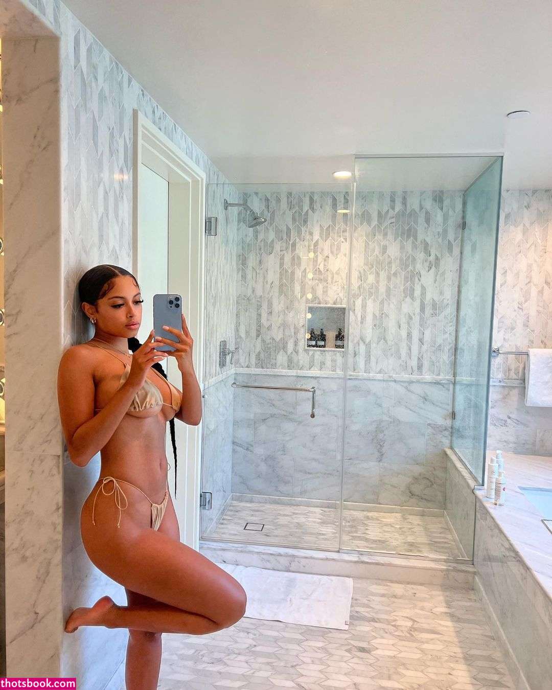 Jonica Keating Photo #40