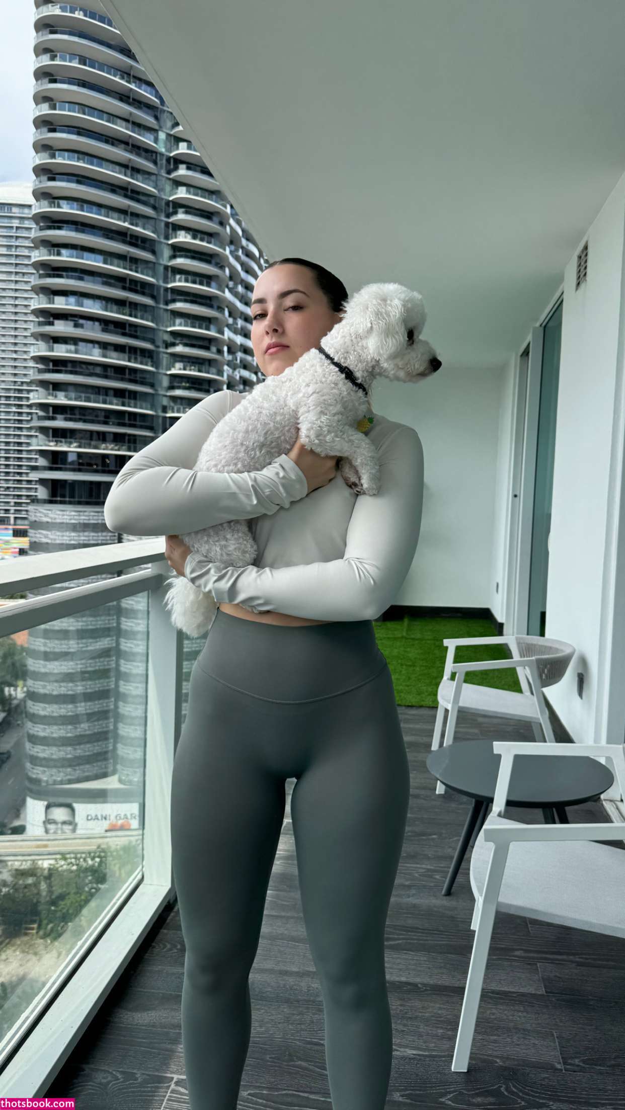 Pineapplebrat Photo #39