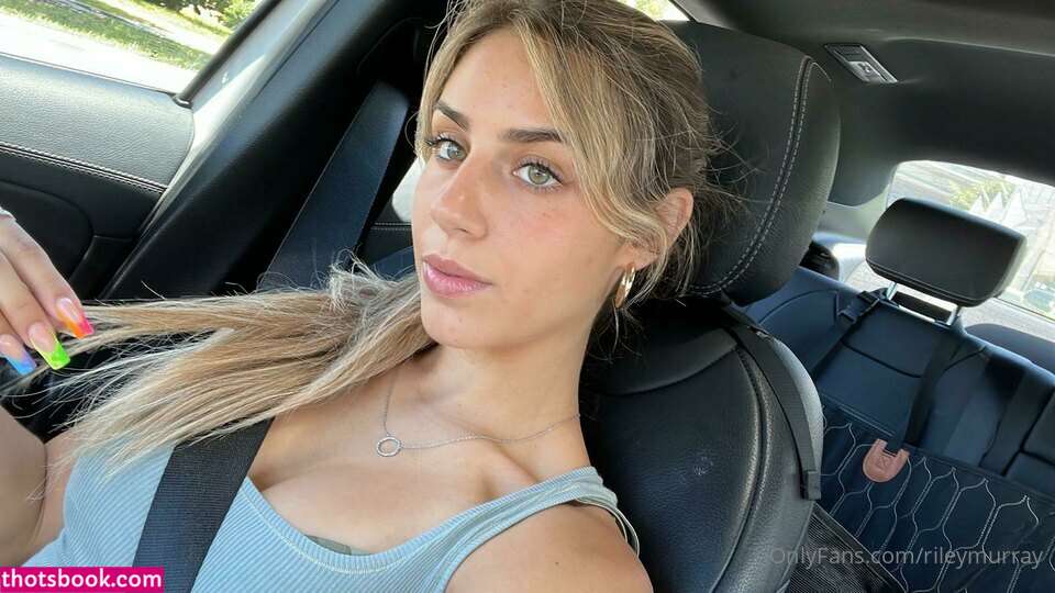 Riley Murray Photo #24