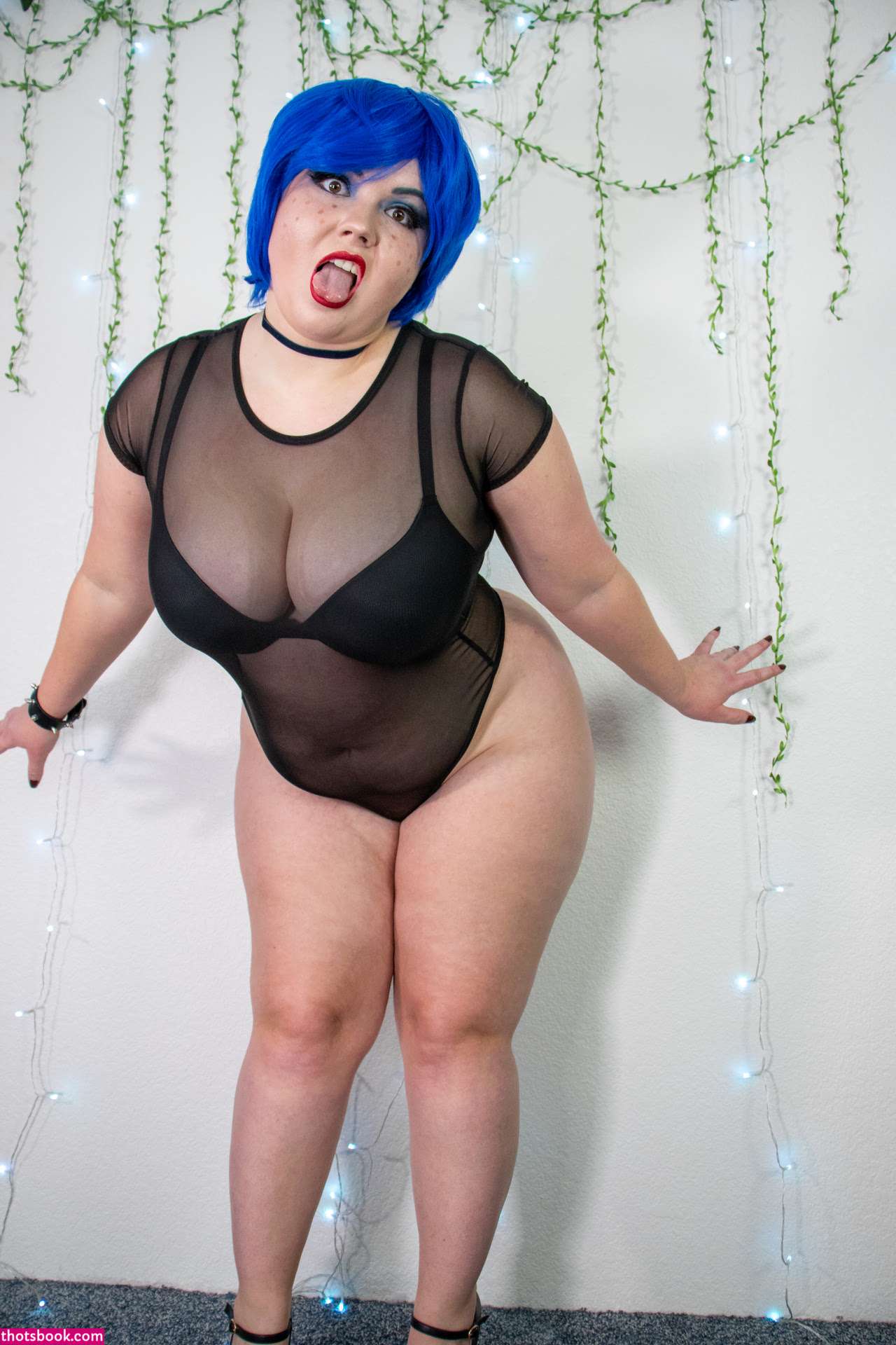 Vixenshelby Photo #16