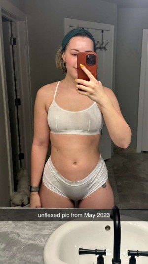 Pineapplebrat Photo #138