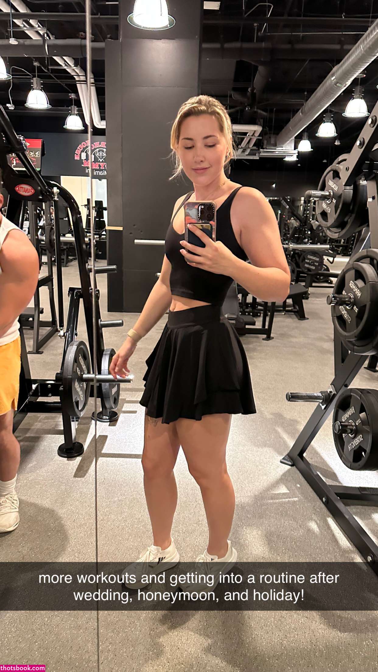 Pineapplebrat Photo #158