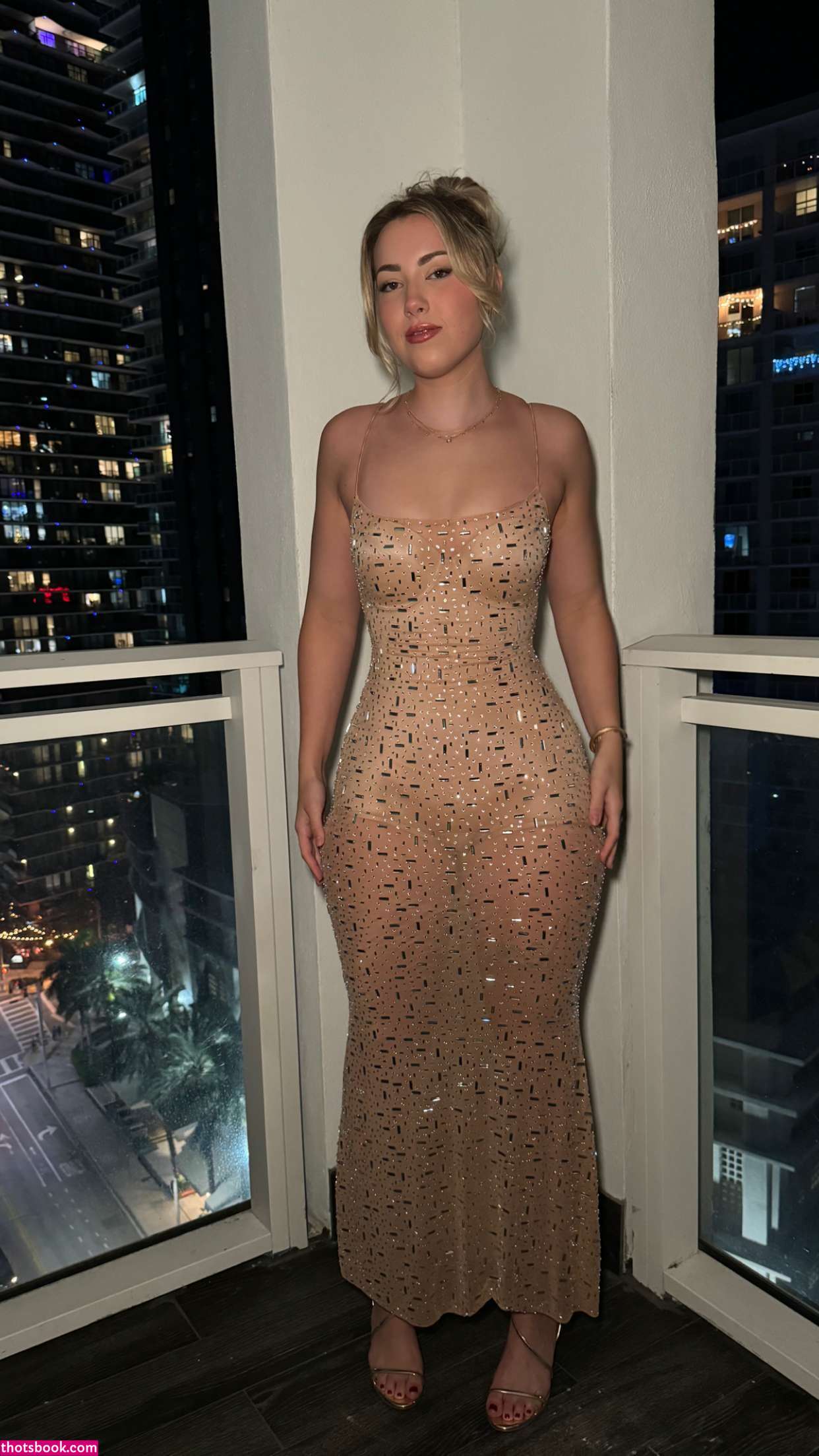 Pineapplebrat Photo #172