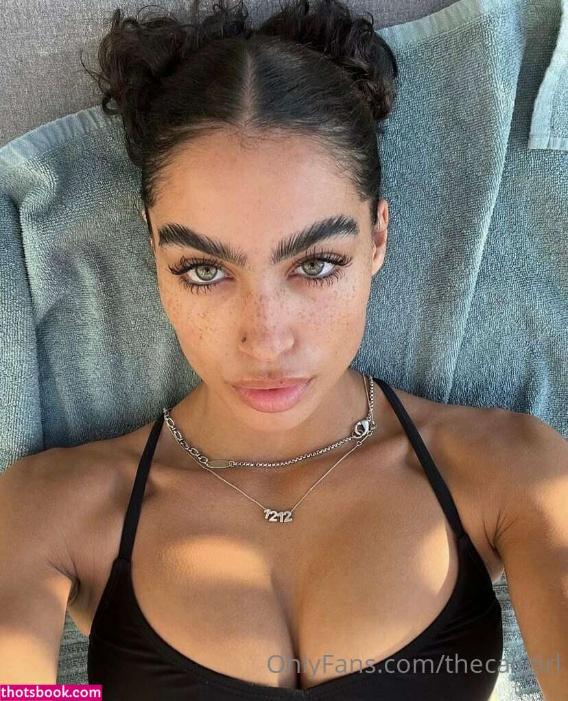 Undercover Freak Photo #26