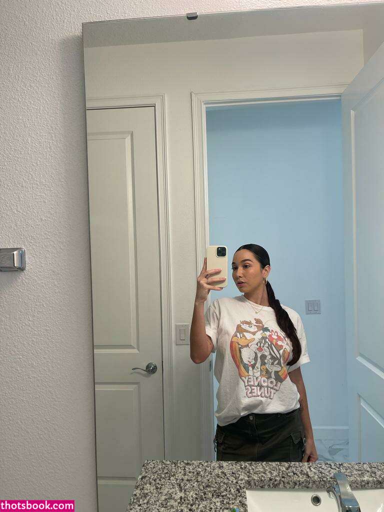 Karlee Grey Photo #154