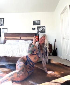 Essieofficial Post #4