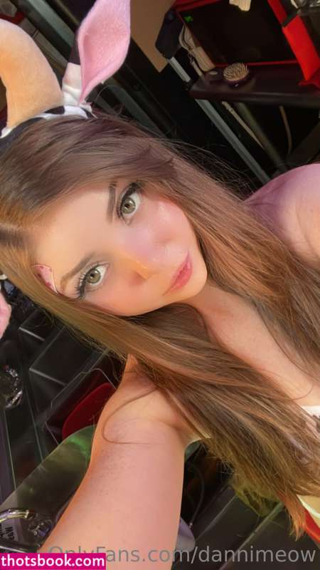 Danni Meow Photo #275